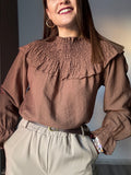 Blusa escote fruncido marrón