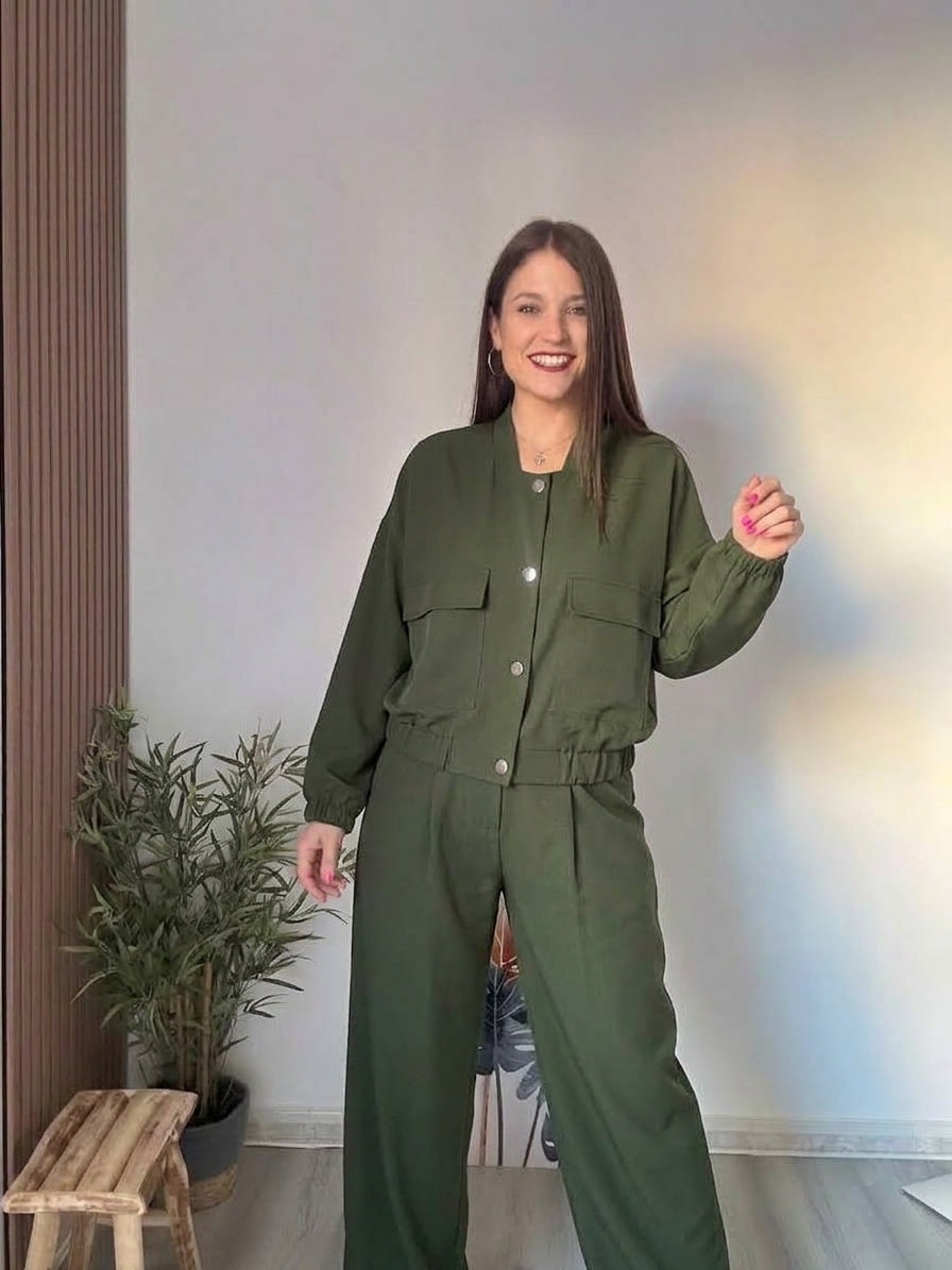 Conjunto bomber verde