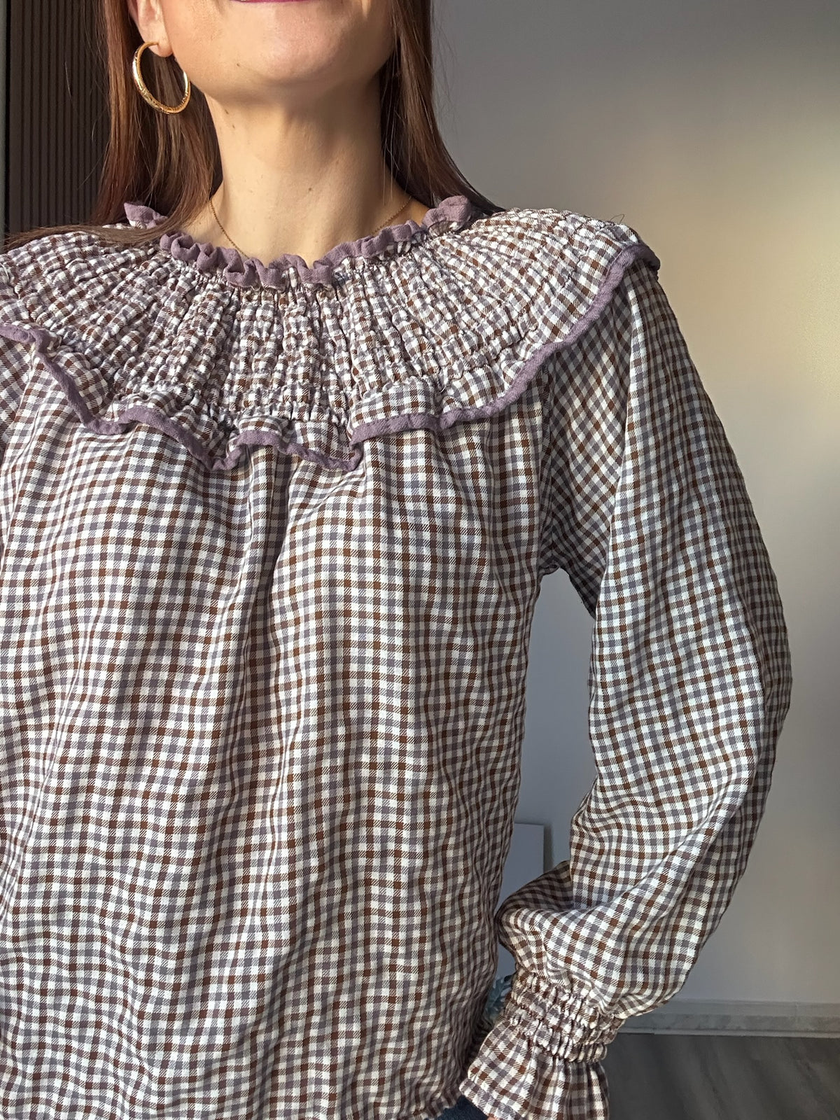Blusa escote fruncido vichy lila
