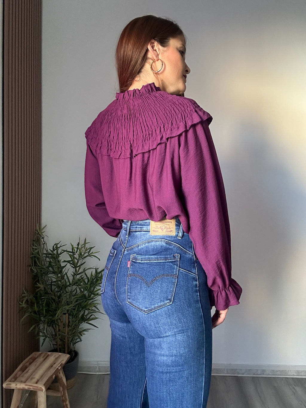 Blusa escote fruncido vino