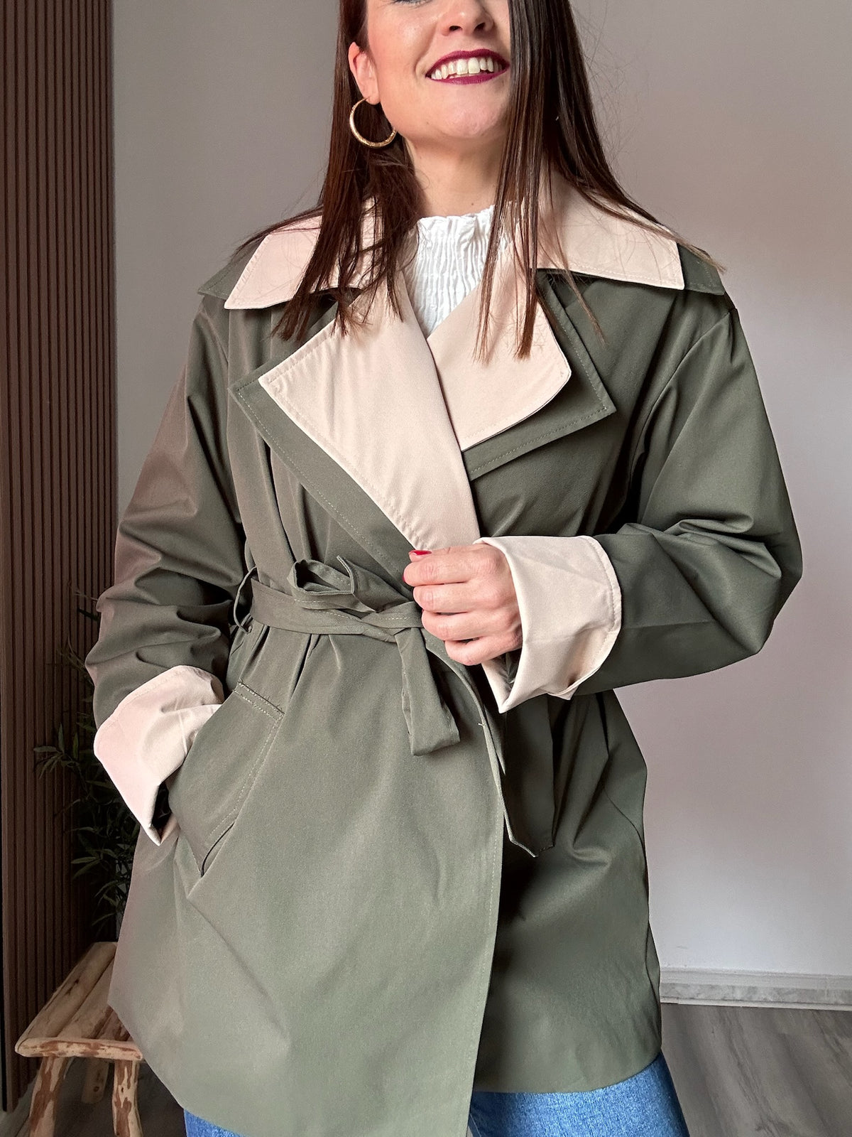 Gabardina verde doble solapa