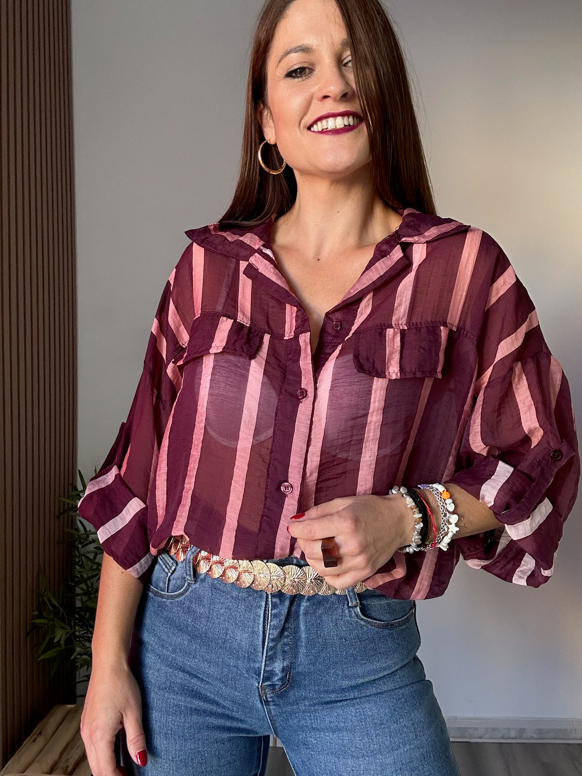 Camisa burdeos y rosa