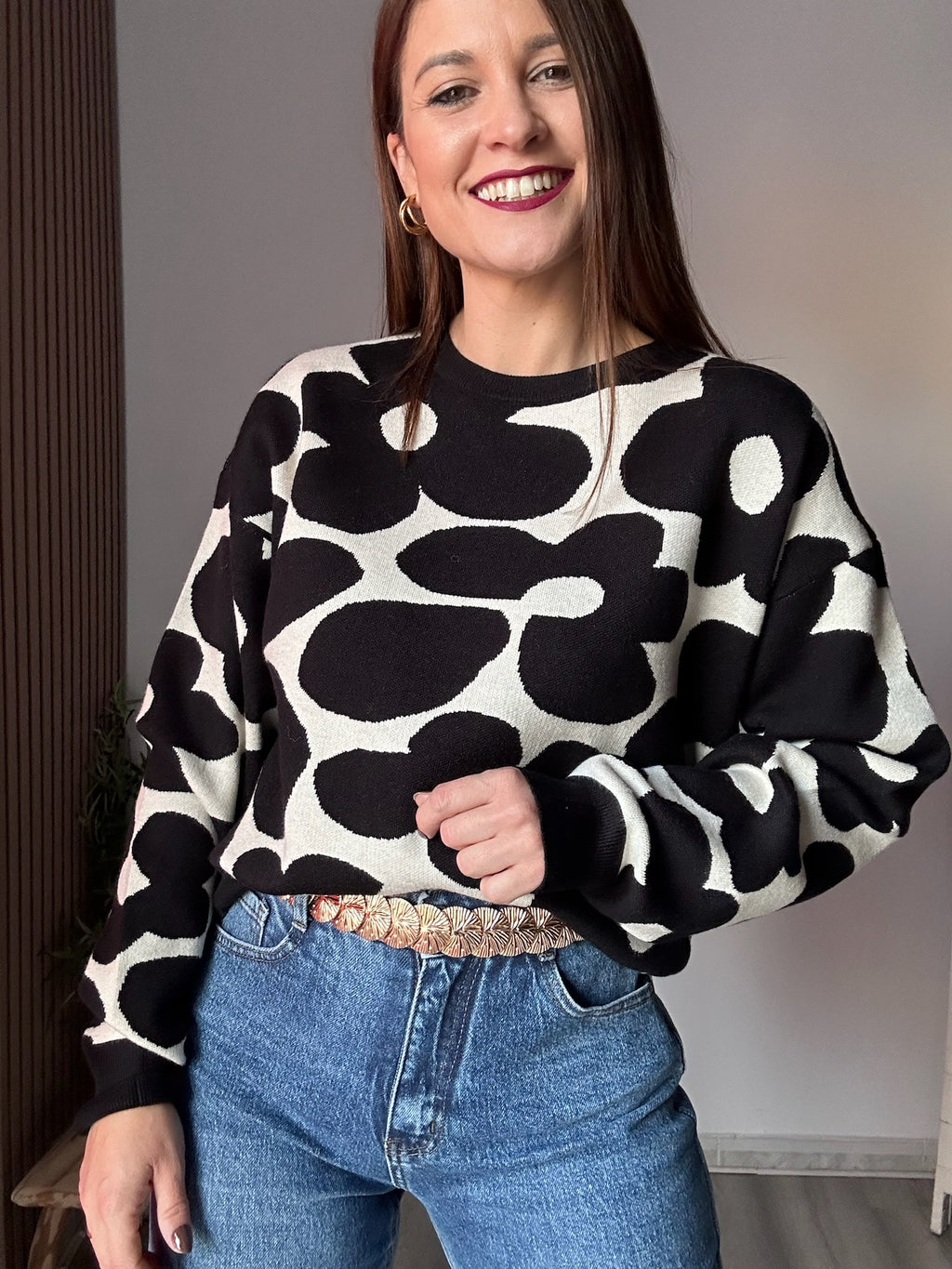 Jersey flor blanco y negro