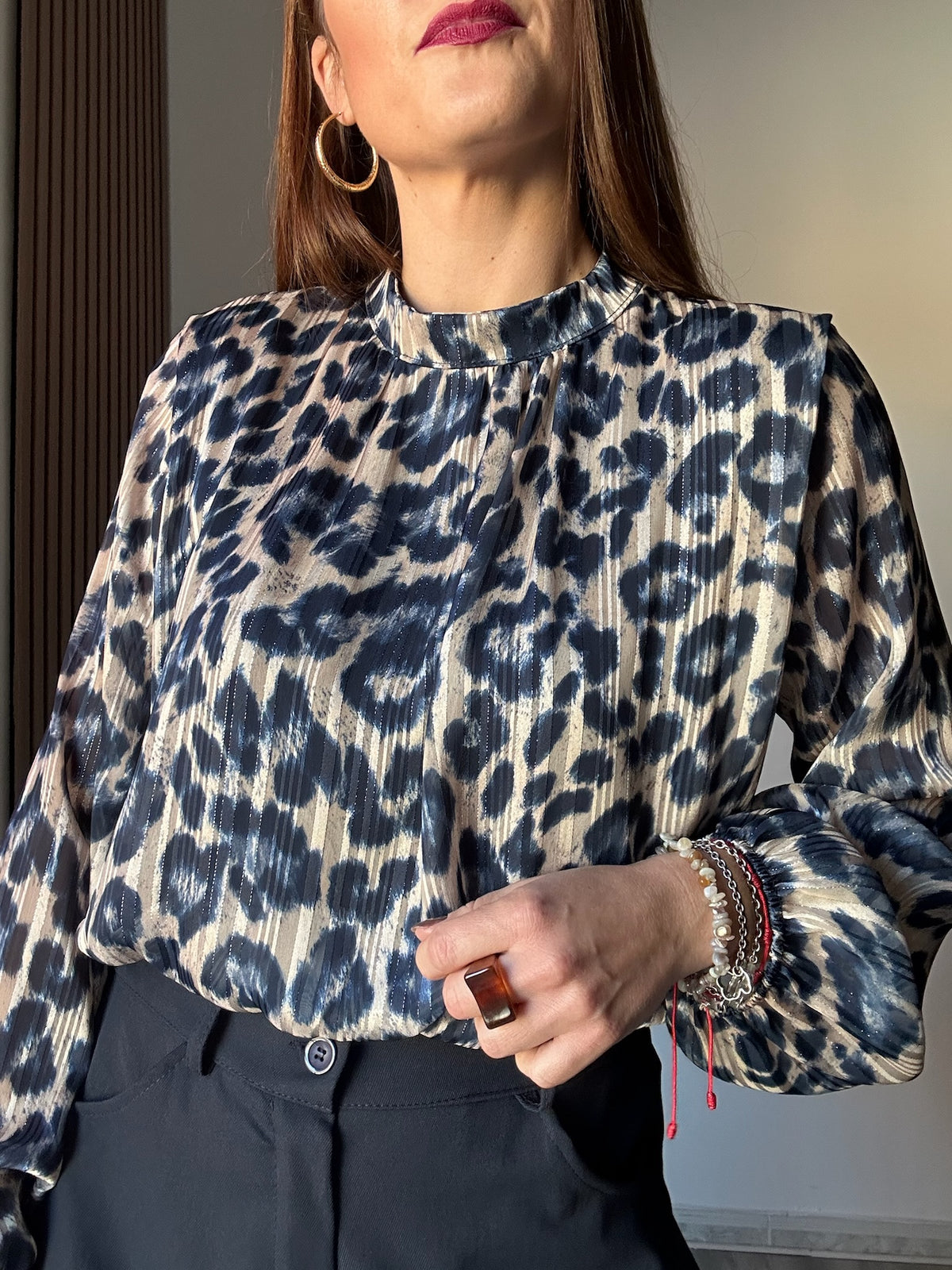 Blusa leopardo azul