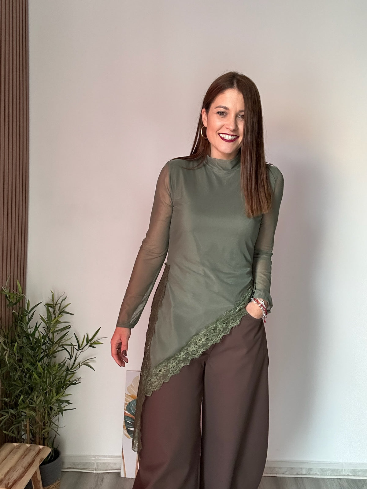Blusa asimétrica verde