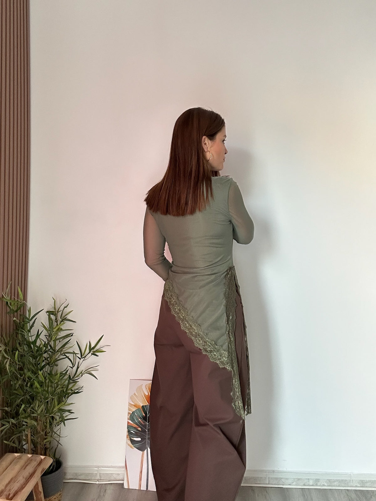 Blusa asimétrica verde