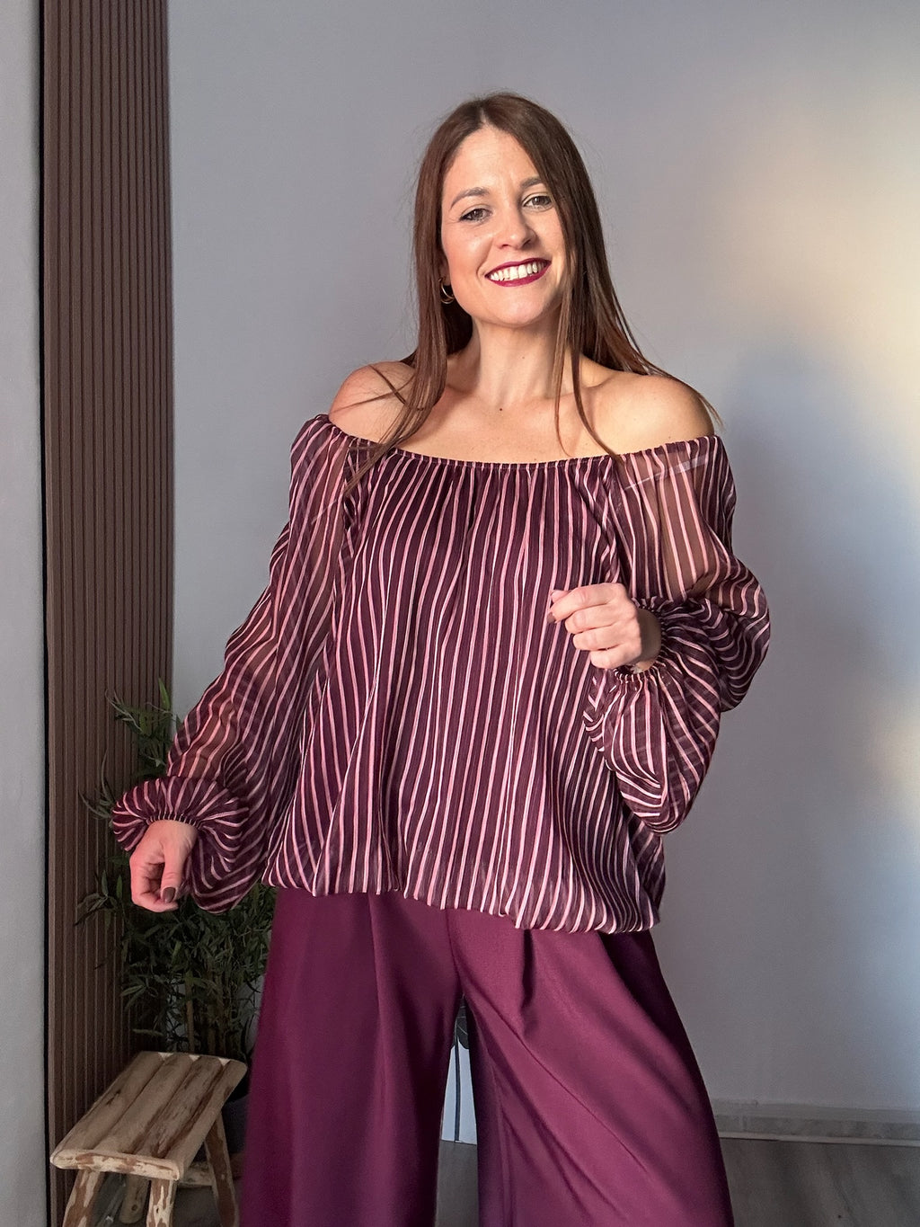 Blusa bardot rayas rosas y vino