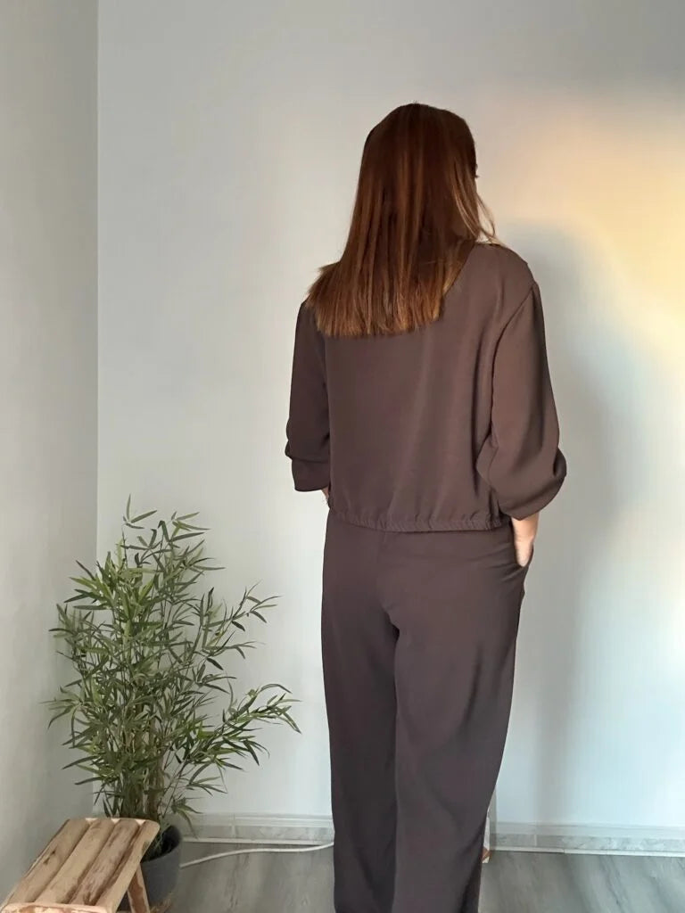 Conjunto chaqueta marrón