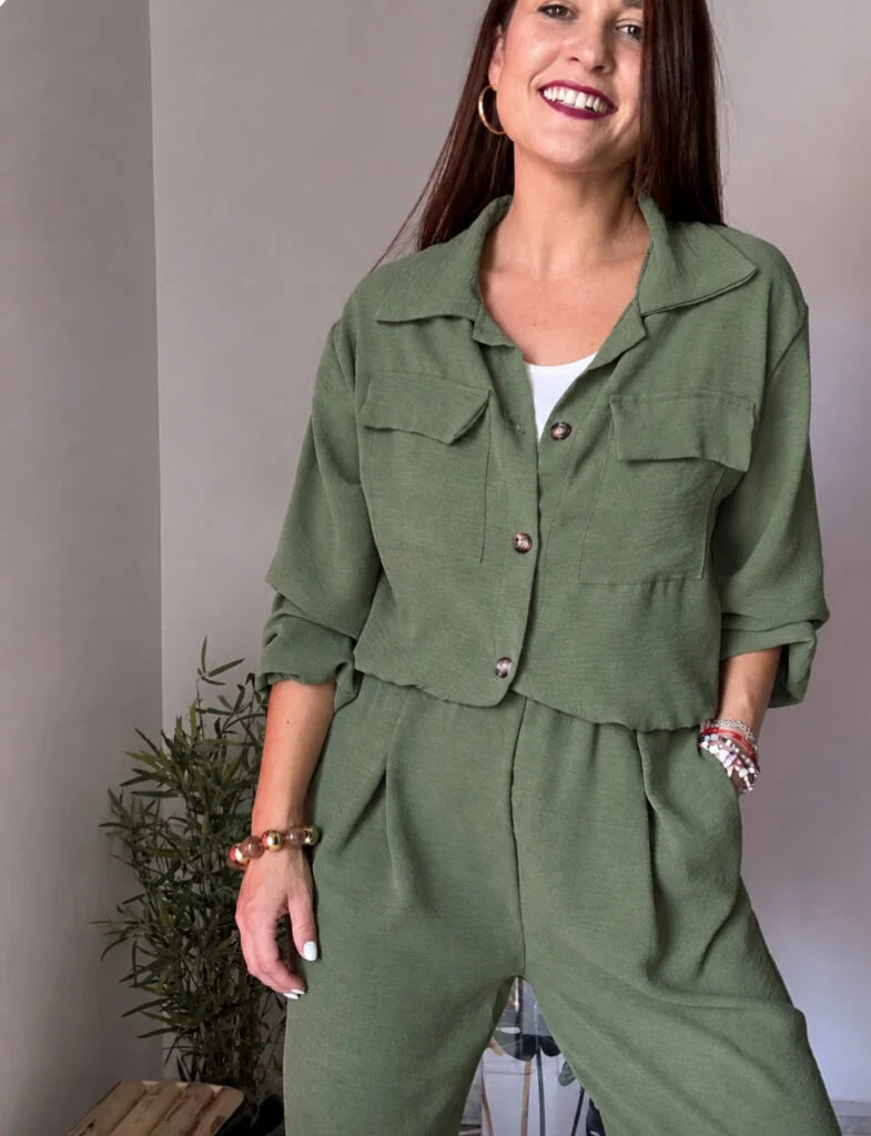conjunto chaqueta verde