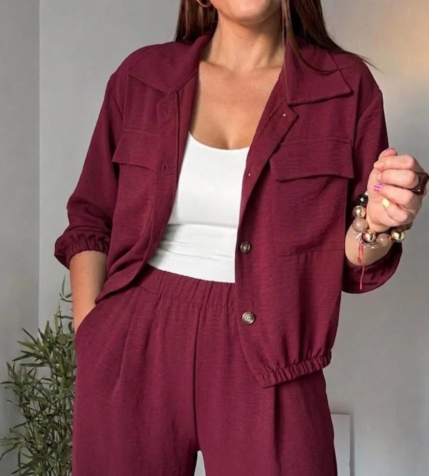 Conjunto chaqueta burdeos