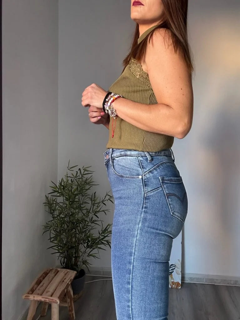 Vaquero flare inspiración con faja