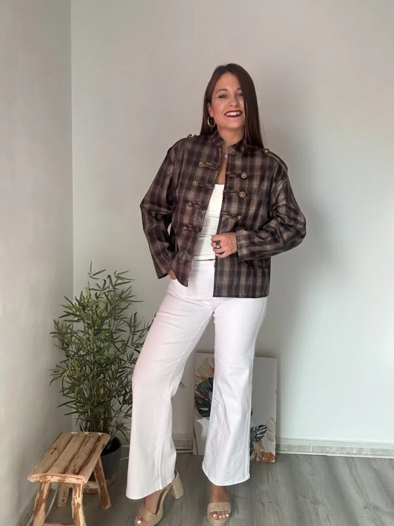 Chaqueta militar cuadros marrón