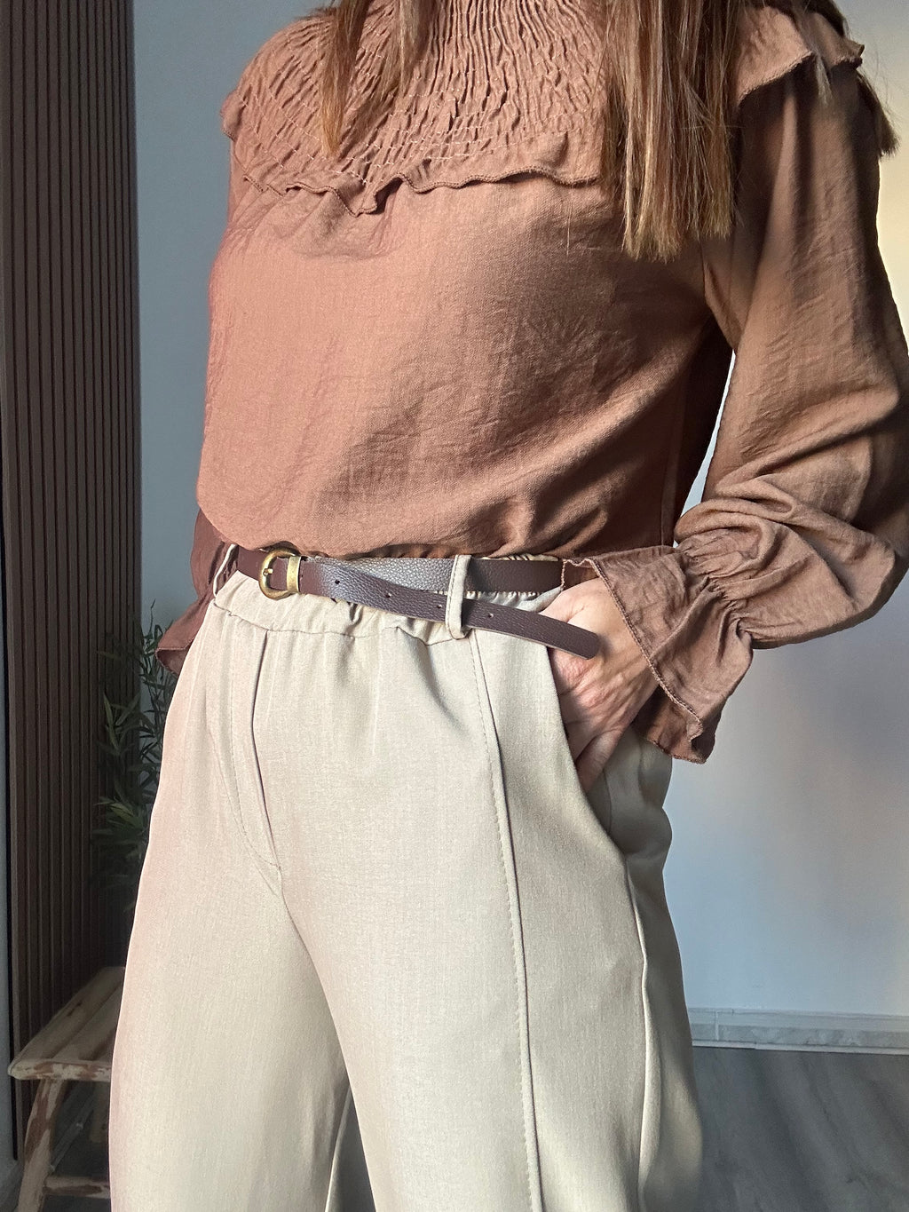 Pantalón costura taupe