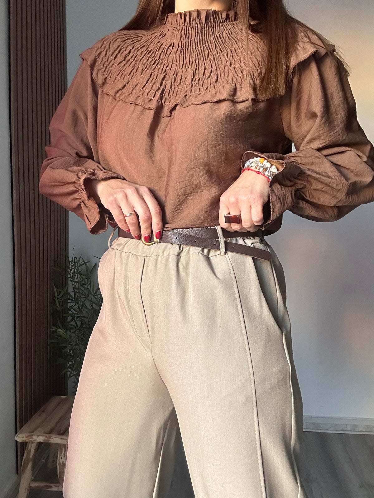 Pantalón costura taupe