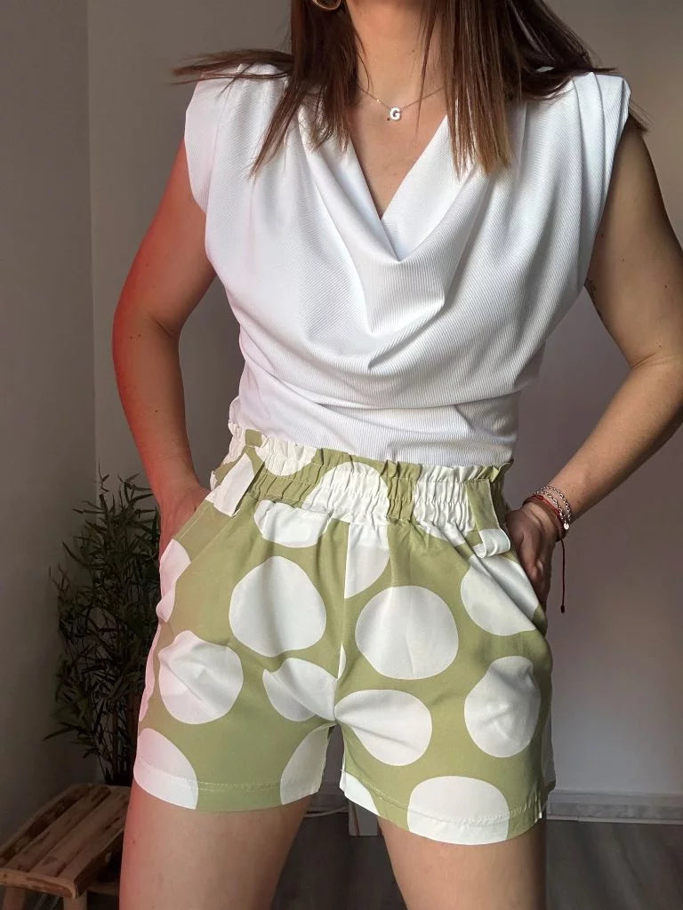Shorts verdes lunares